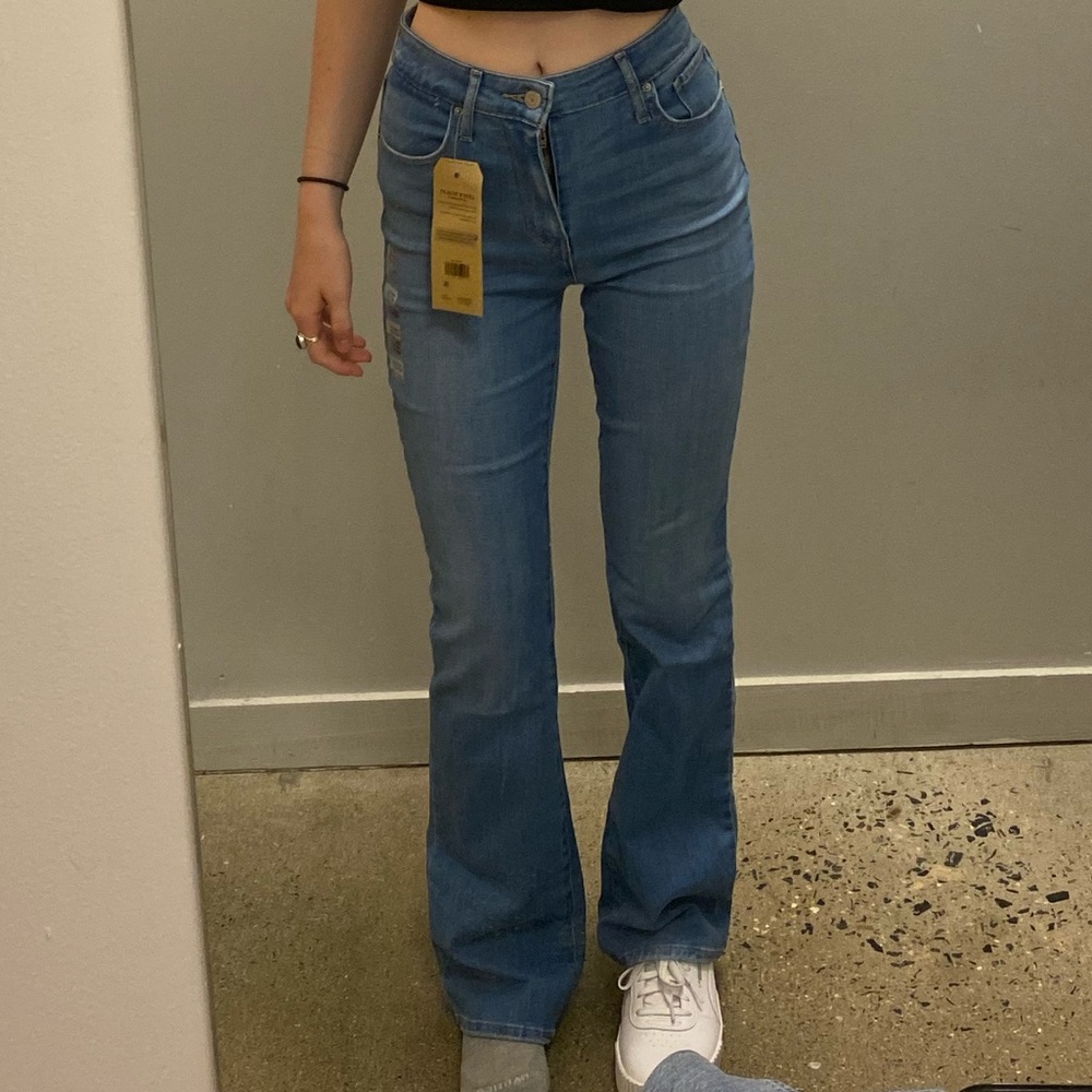 Levi’s High Rise Jeans